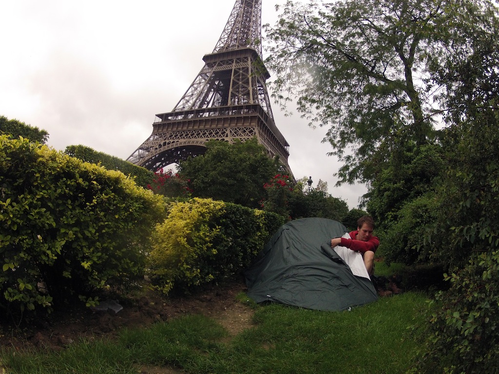 Sleeping-Under-The-Eiffel-Tower-Free-Camping-Freedom-Camping-Find-Free-Accommodation-Around-The-World